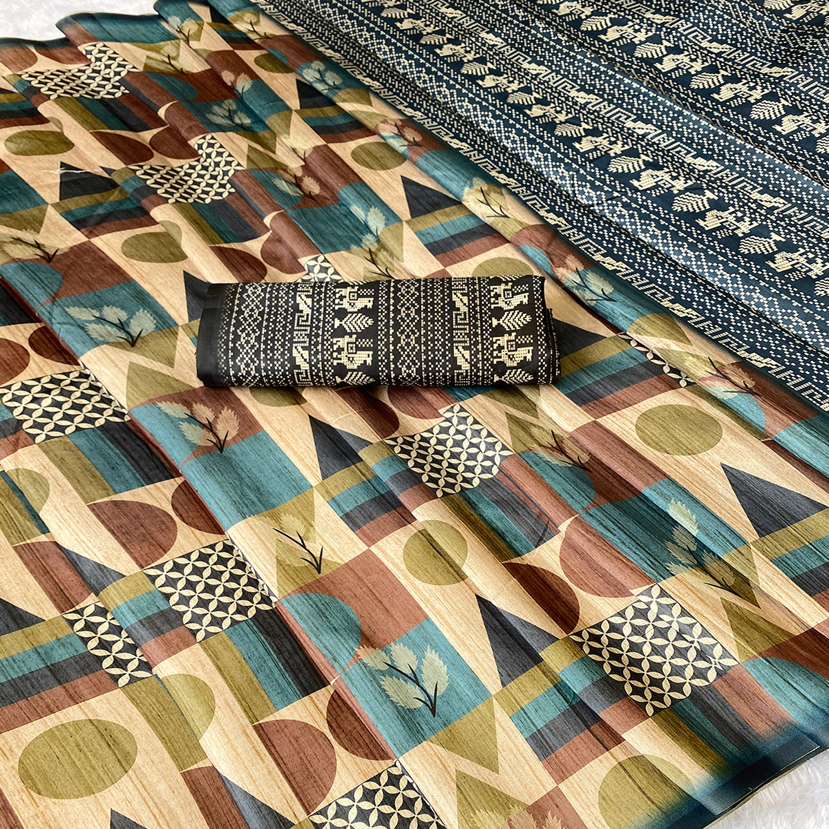 Beige Geometric Design Tussar Silk Blend Saree with Soft Drape and Festive Appeal