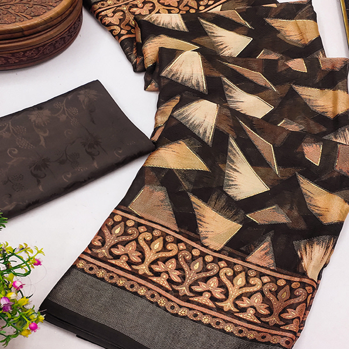 Dark Brown Saree in Brasso with Contemporary Geometric Print
