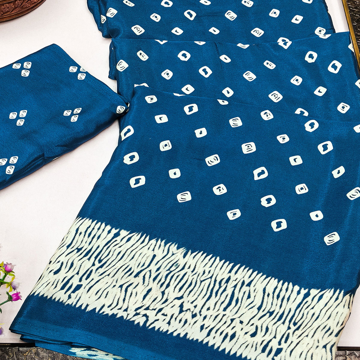 Blue Bandhani Printed Chiffon Saree With Traditional Appeal