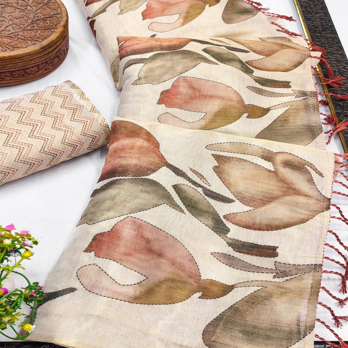 Stylish Beige Floral Print Art Silk Saree Enhanced With Tassel Pallu