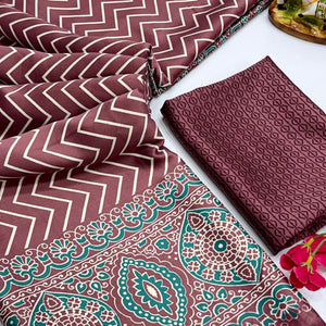 Chic Brown Crepe Saree with Contemporary Striped Print for Party and Festive Wear