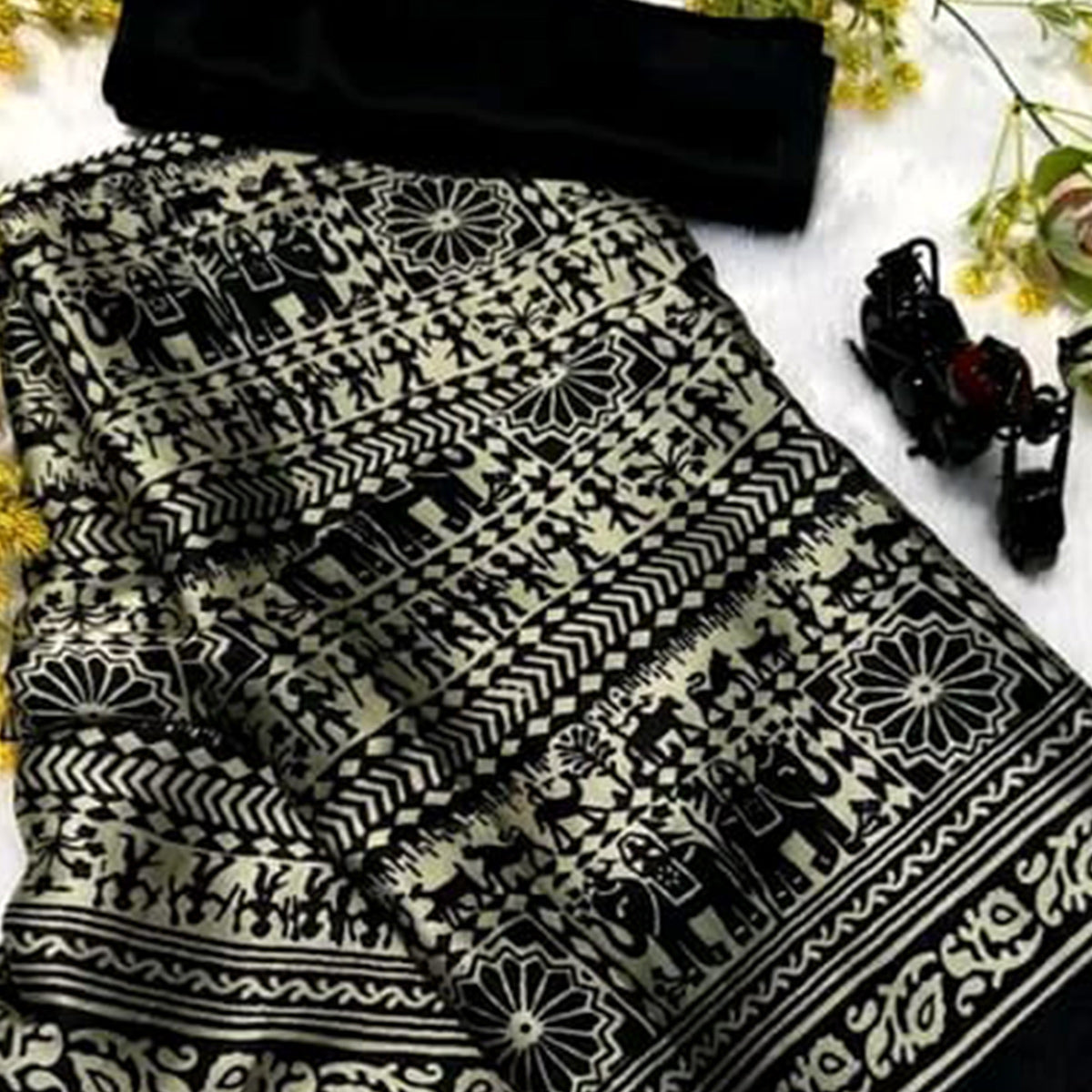 Stylish Grey & Black Printed Crepe Saree Perfect for Party Looks