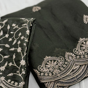 Gorgeous Mehendi Green Floral Embroidered Georgette Saree Accented With Luxurious Zari Work