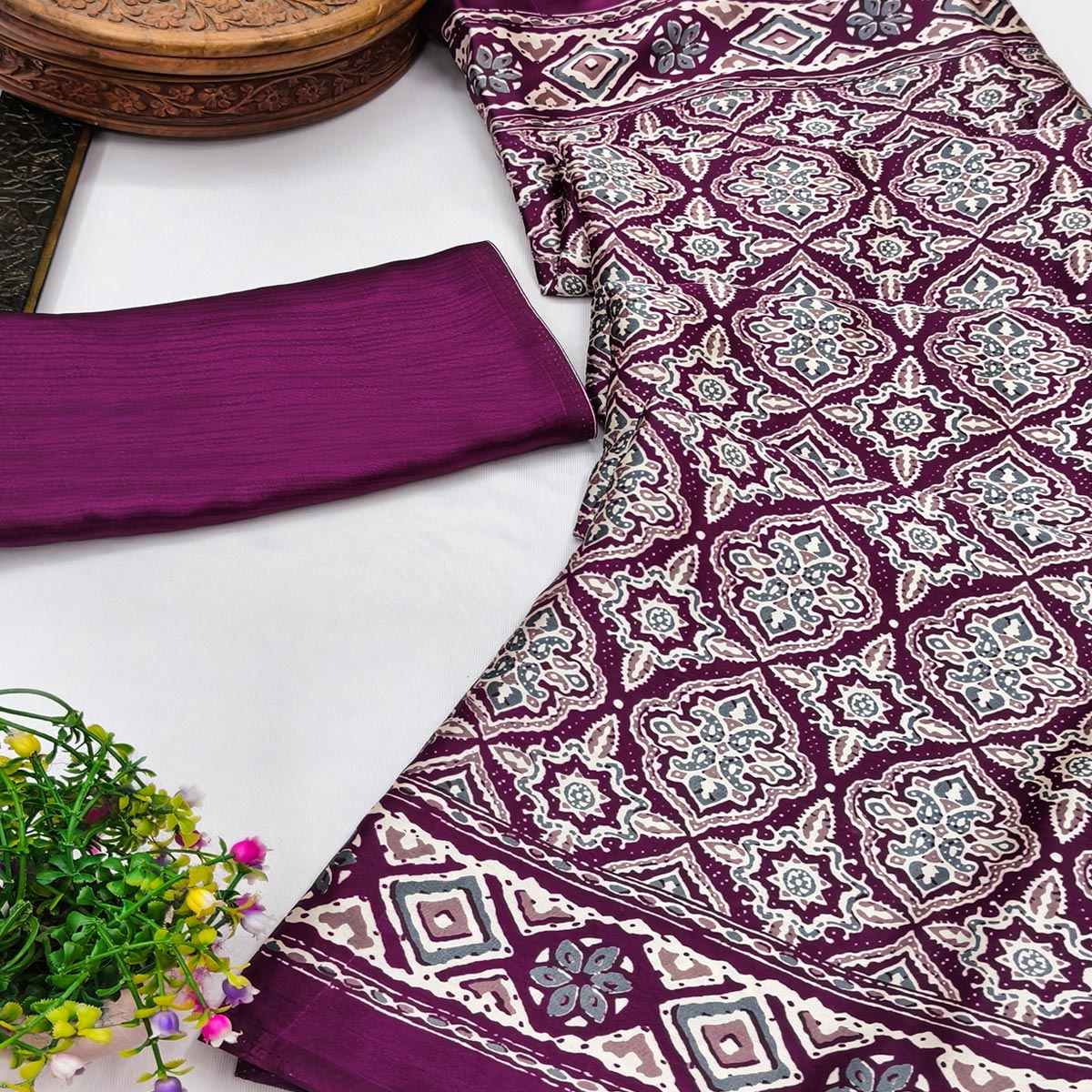Charming Purple Mill Printed Crepe Silk Saree Adorned With Vibrant Floral Design