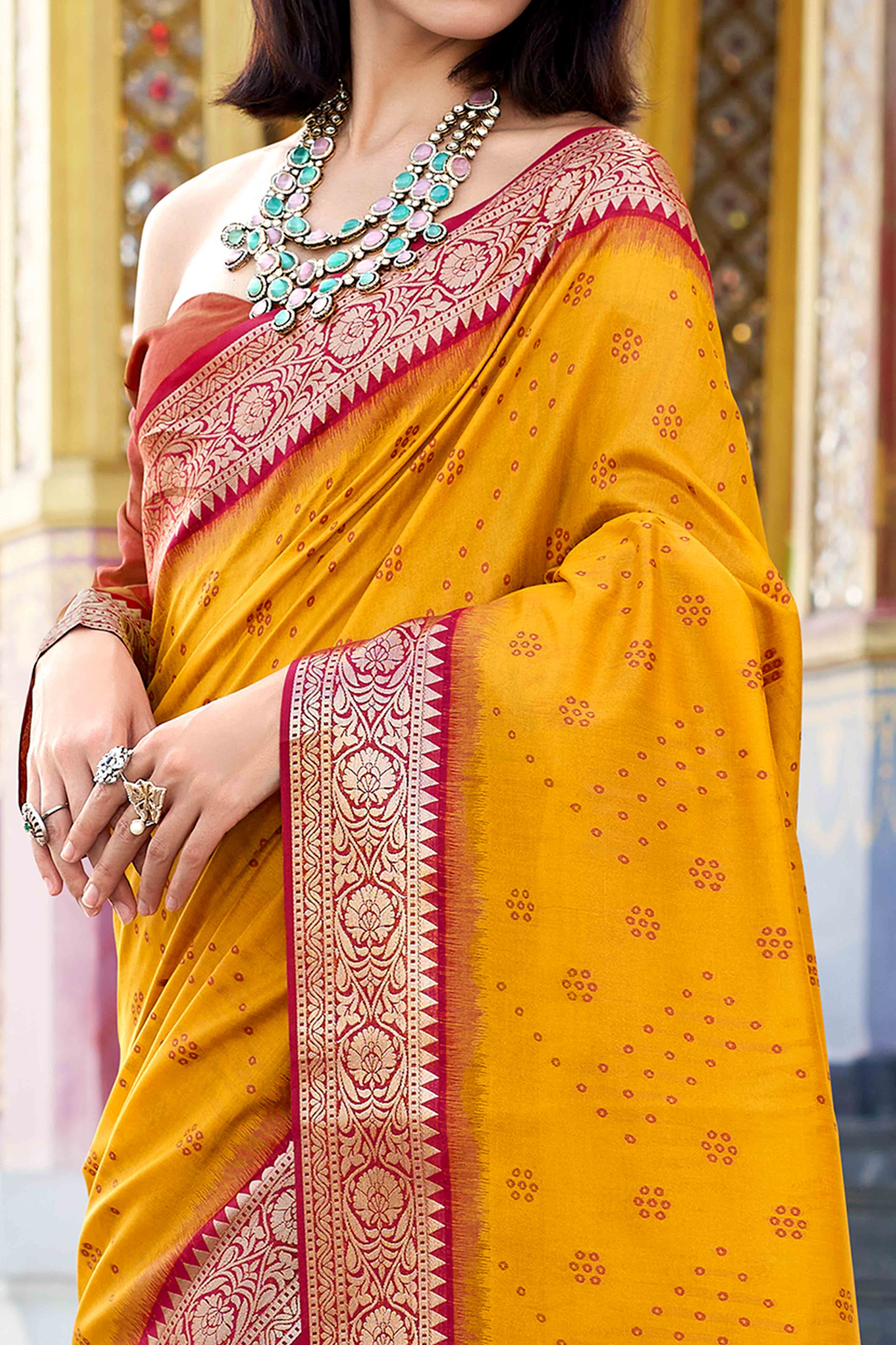 Silk Blend Woven Bandhani Saree In Mustard With Contrasting Patola Pallu