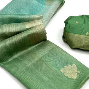 Green Silk Blend Saree With Intricate Zari Leaf Motifs