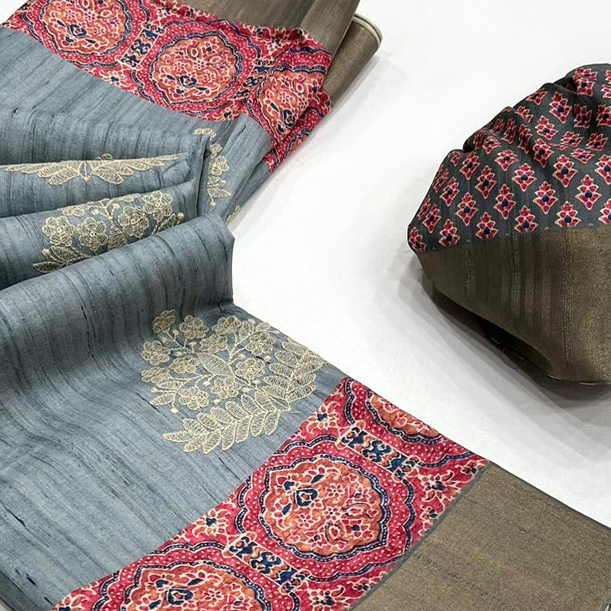 Embroidered Floral Grey Khaadi Saree with Ethnic Weaving Border