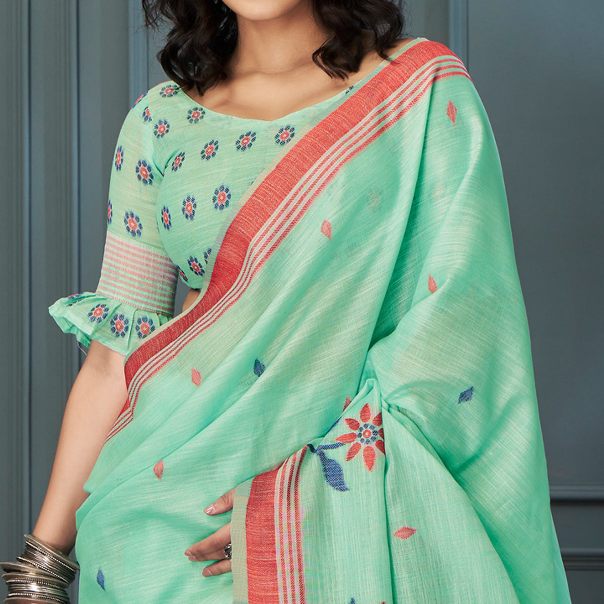 Green Floral Woven linen Saree