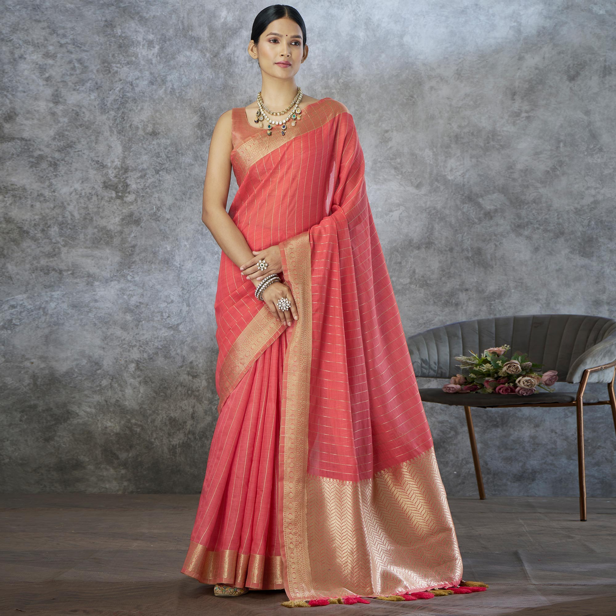 Gajari Pink Woven Cotton Silk Saree With Tassels