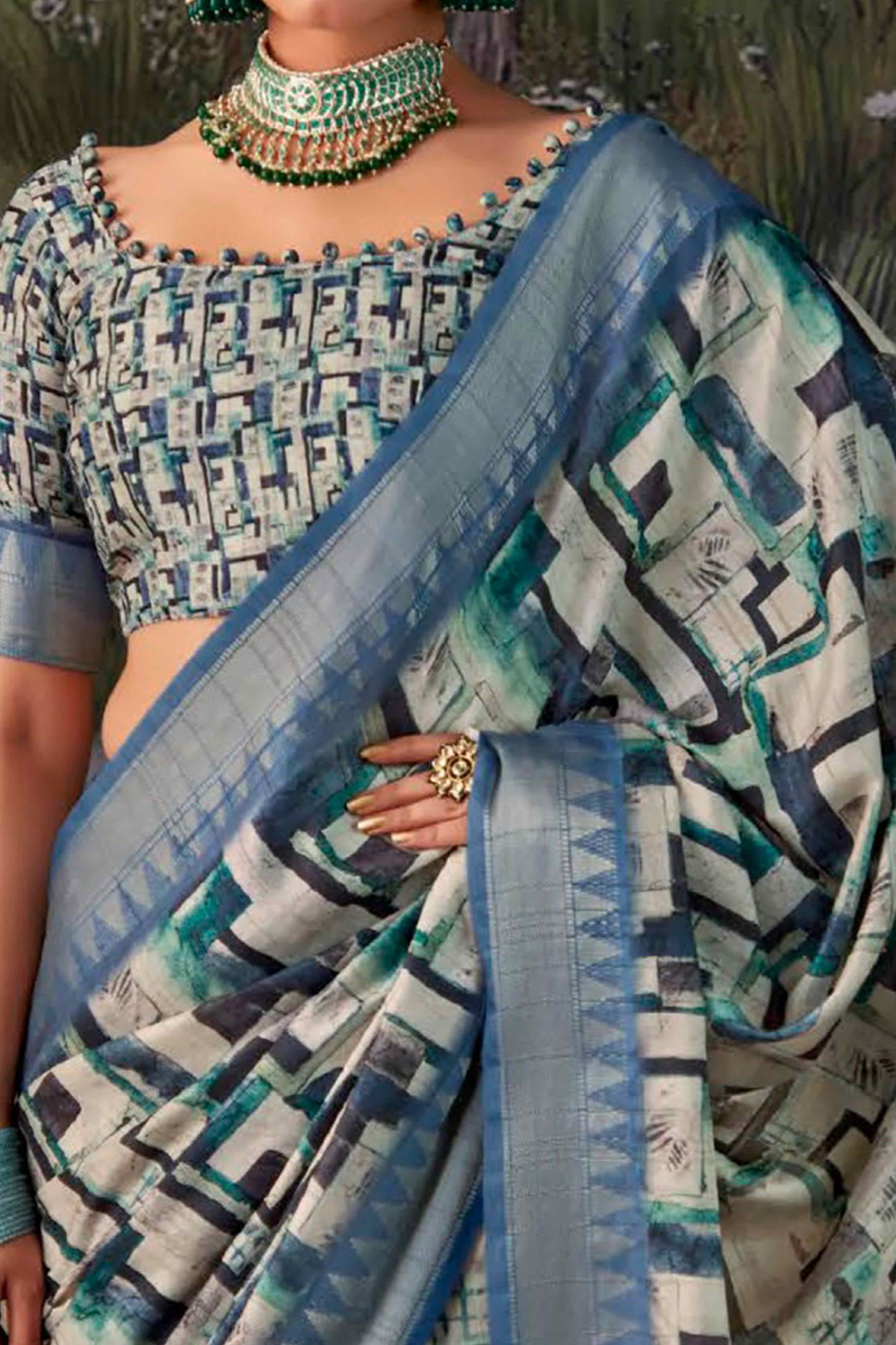 Trendy Digital Printed Silk Blend Saree in Blue