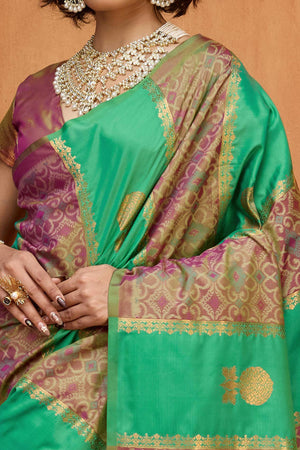 Classic Parrot Green Floral Handloom Weaving Art Silk Saree With Statement Tassel Pallu