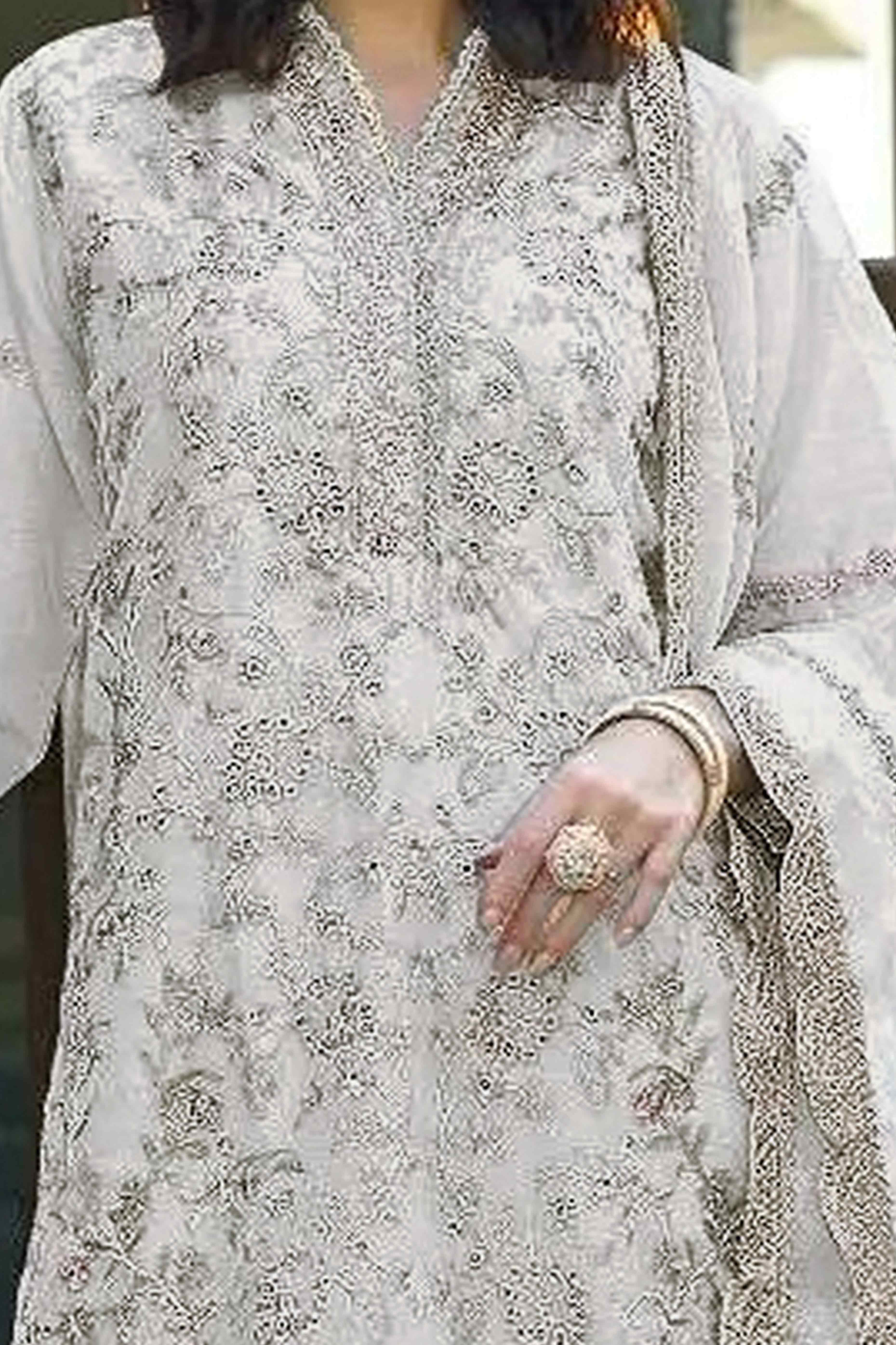 Cream Floral Sequins Embroidery Organza Semi Stitched Pakistani Suit