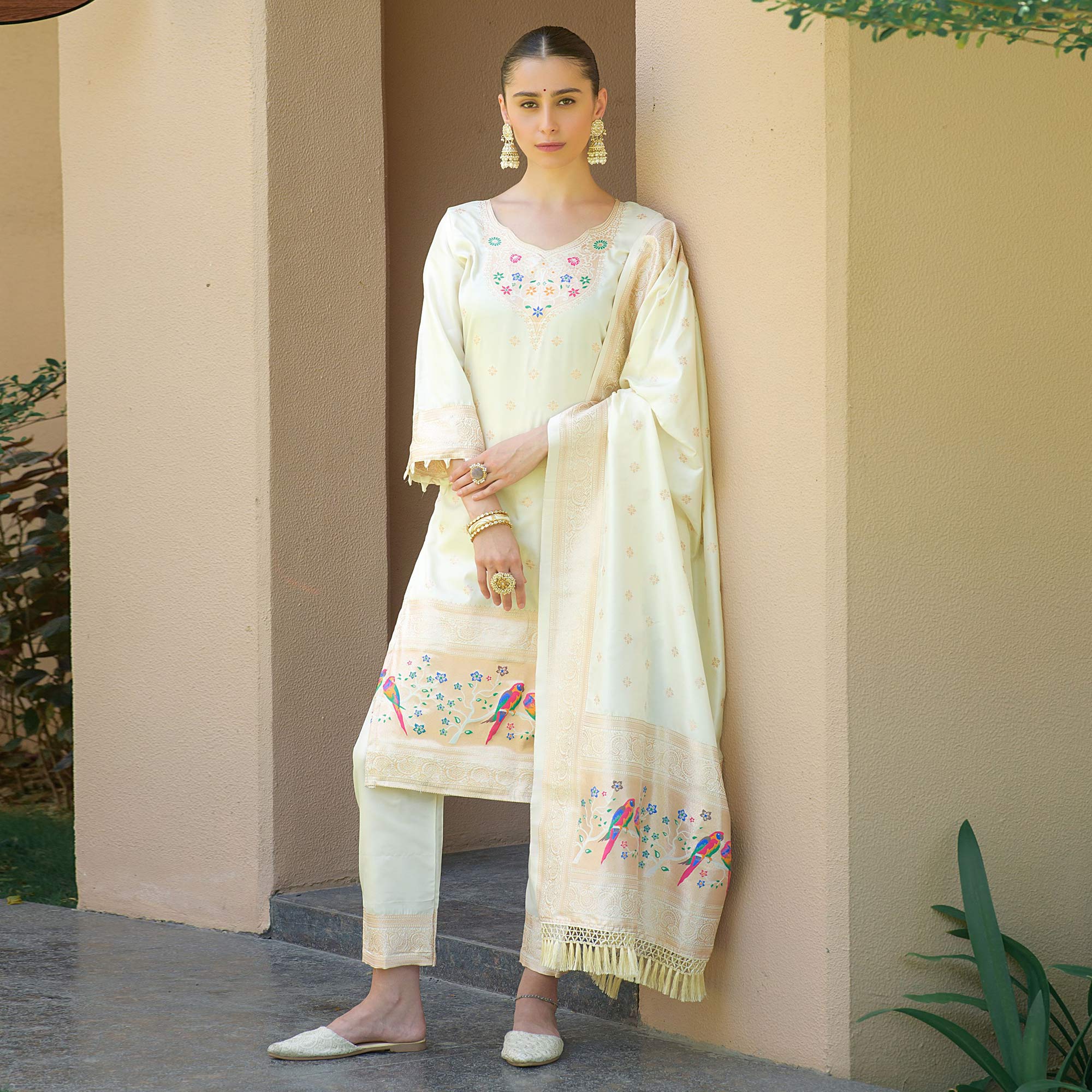 Off white Floral Woven Banarasi Silk Paithani Dress Material