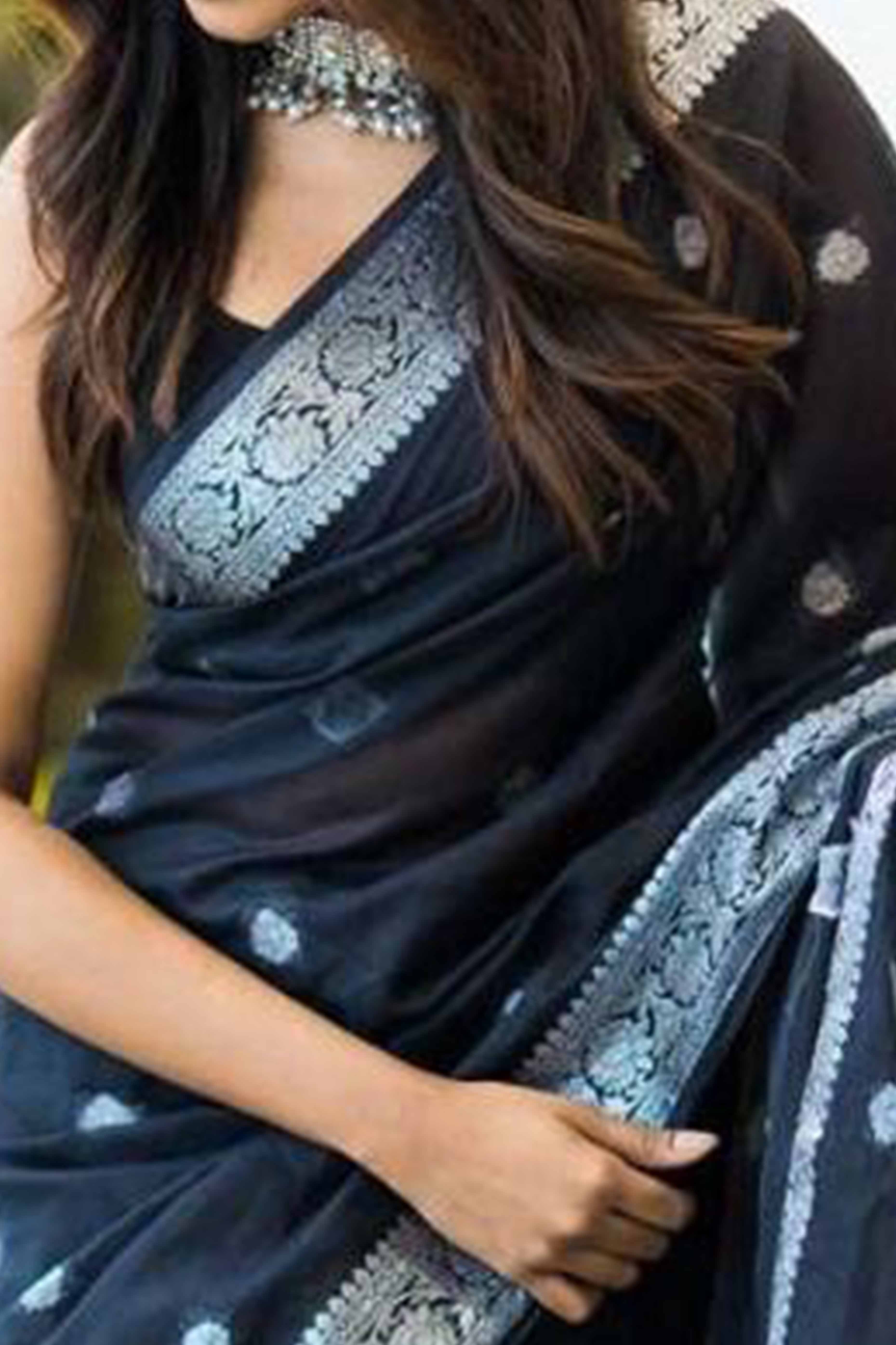 Black Soft Linen Saree Featuring Butti Pattern & Zari Weave