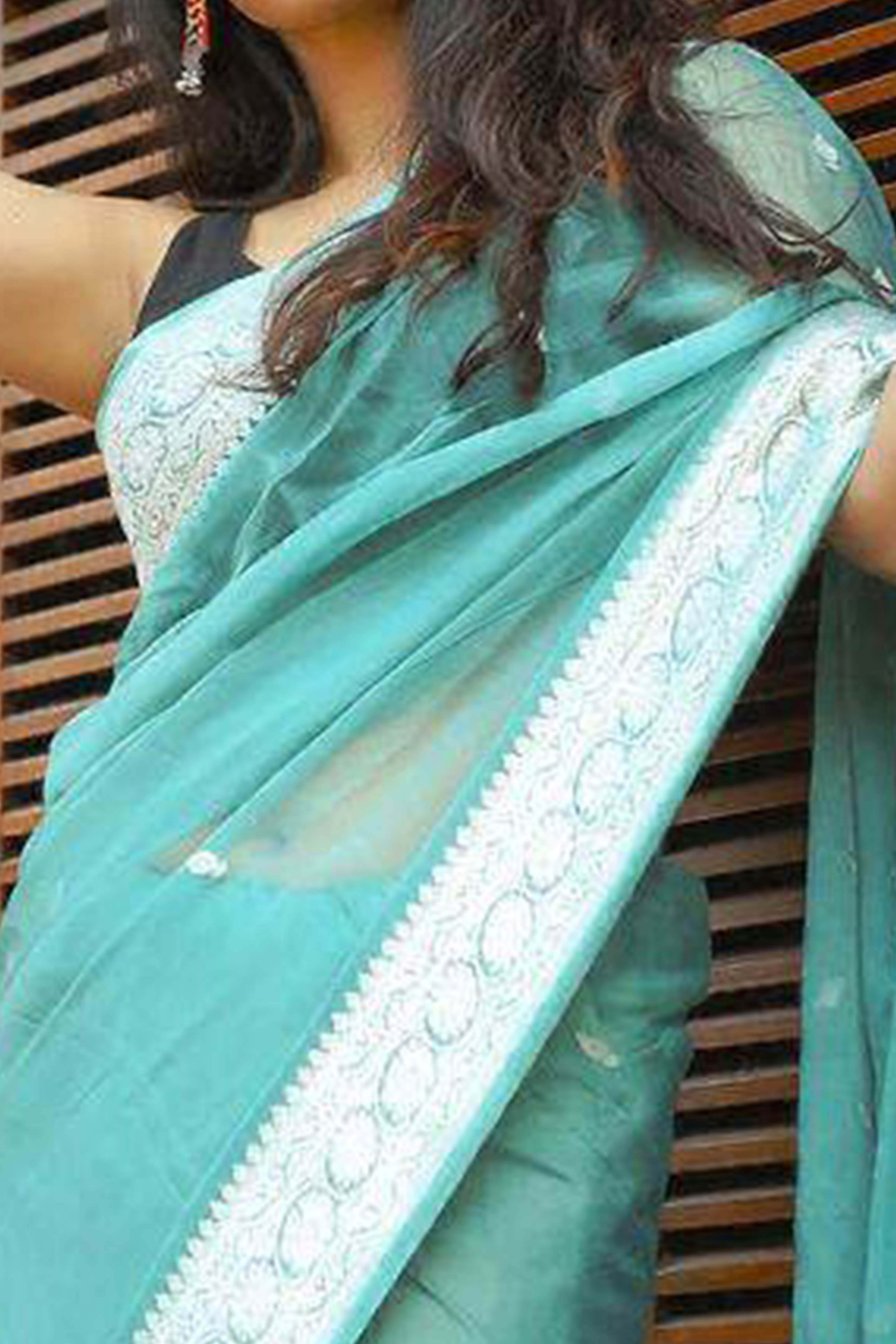 Sea Green Soft Linen Cotton Saree with Zari Weave Elegance