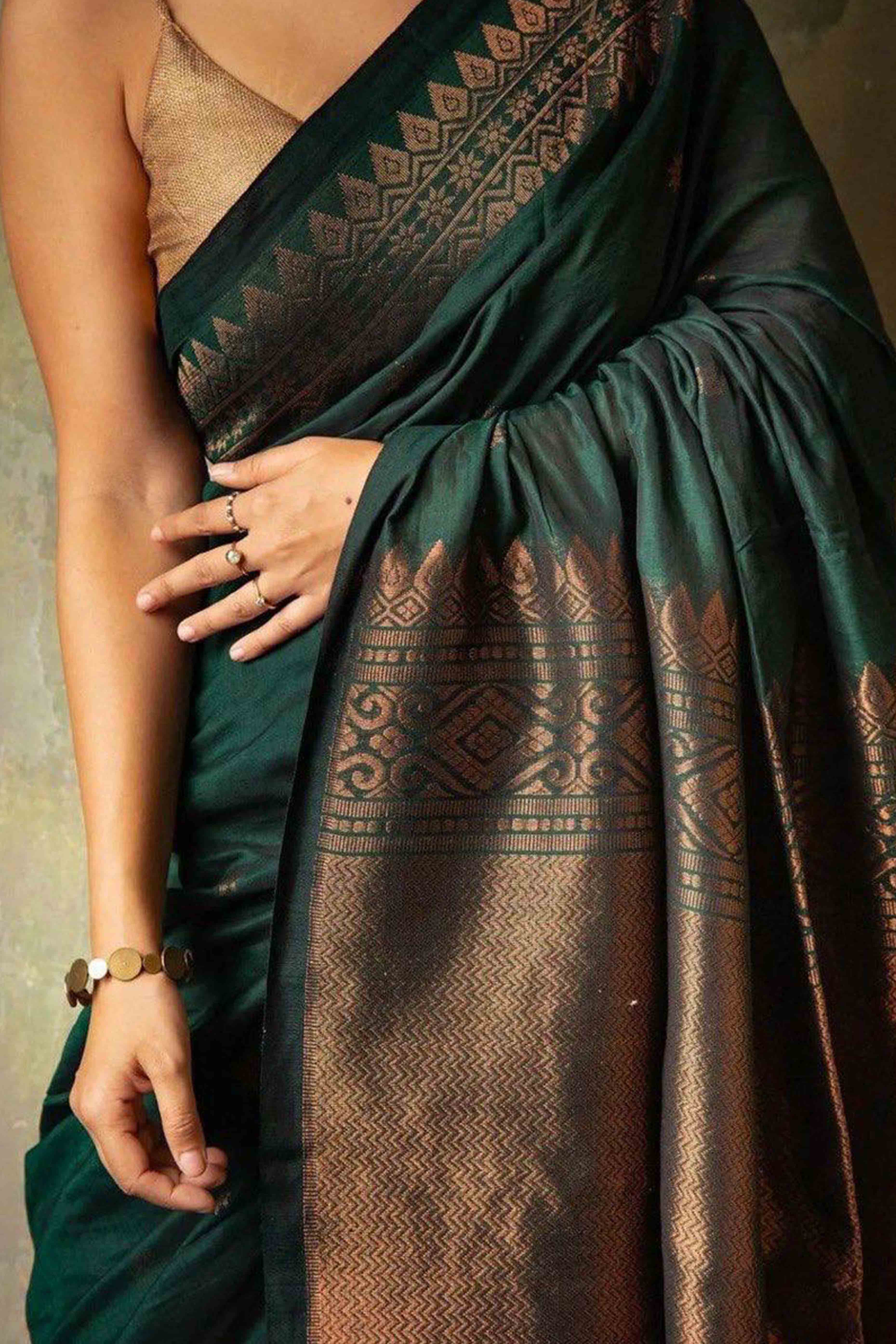 Green Floral Woven Lichi Banarasi Silk Saree