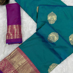 Morpich Green Authentic Kanjivaram Silk Saree Highlighted with Traditional Zari Butti Weaving