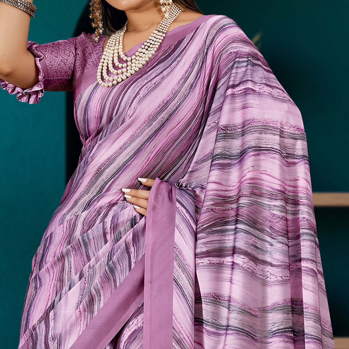 SHT-SUNAINA-DGTL4-F
