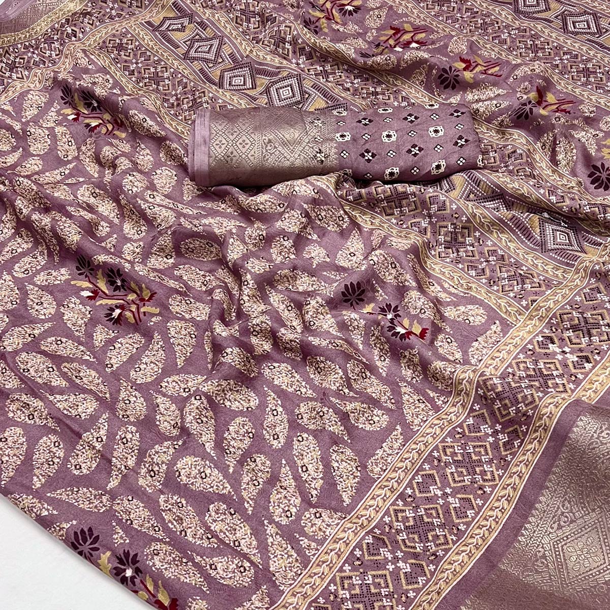 Mauve Printed Georgette Saree With Jacquard Border