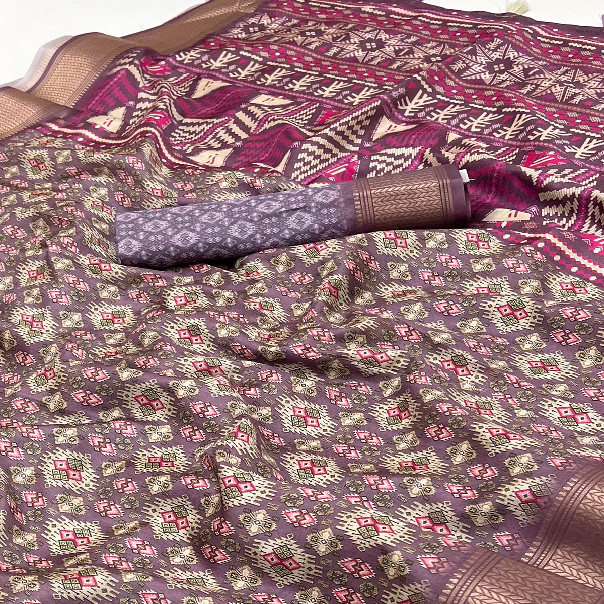 Carolina Plum Purple Dola Silk Saree With Intricate Digital Prints & Zari Woven Border