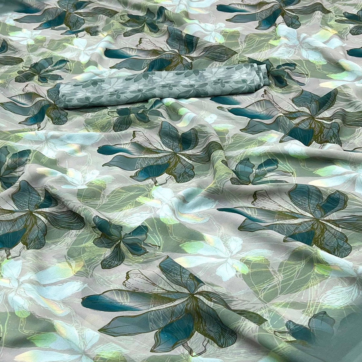 Green Georgette Saree With Elegant Floral Digital Print