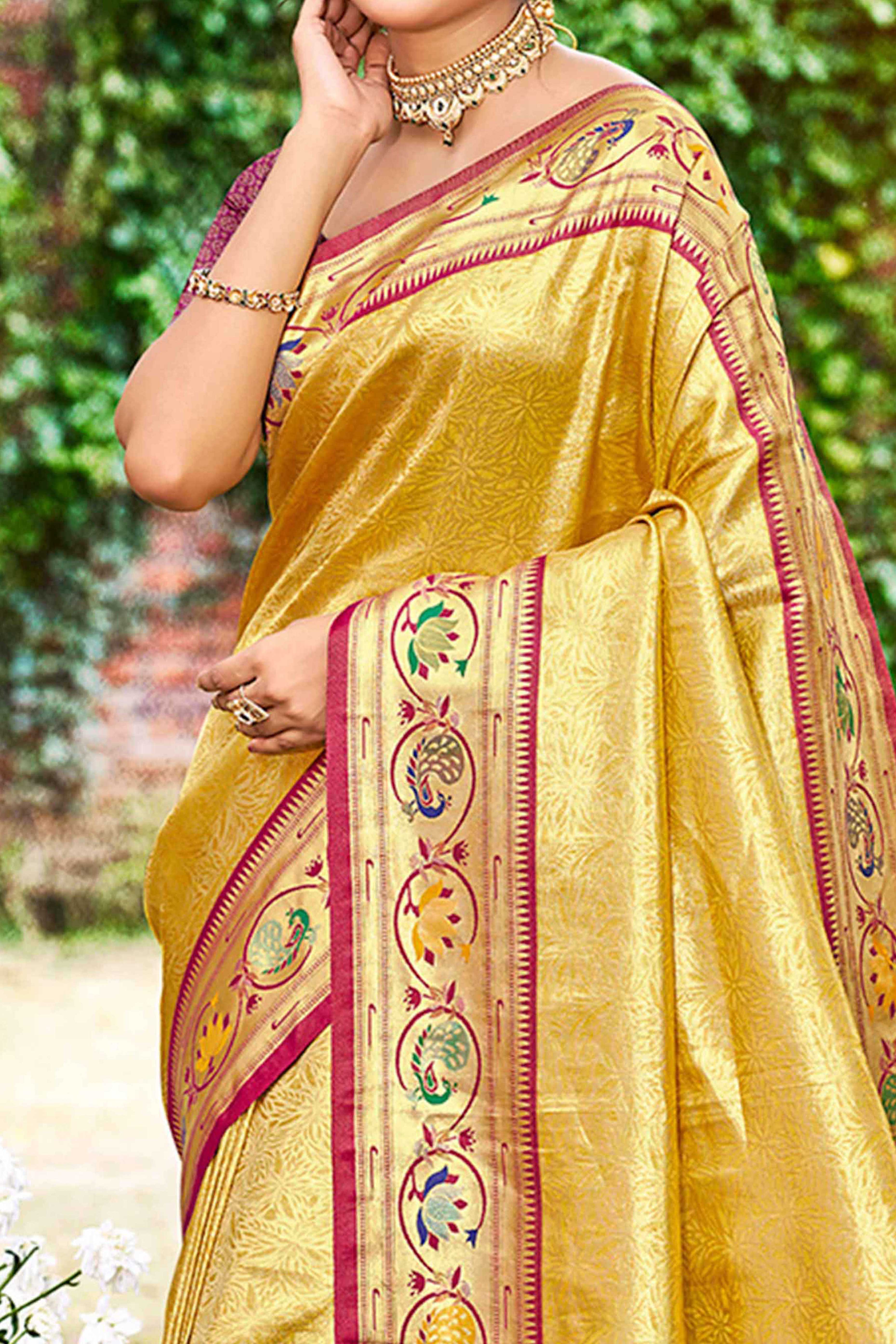 Elegant Golden Yellow Weaving Silk Blend Saree With Peacock Border & Artistic Parrot Motif Pallu
