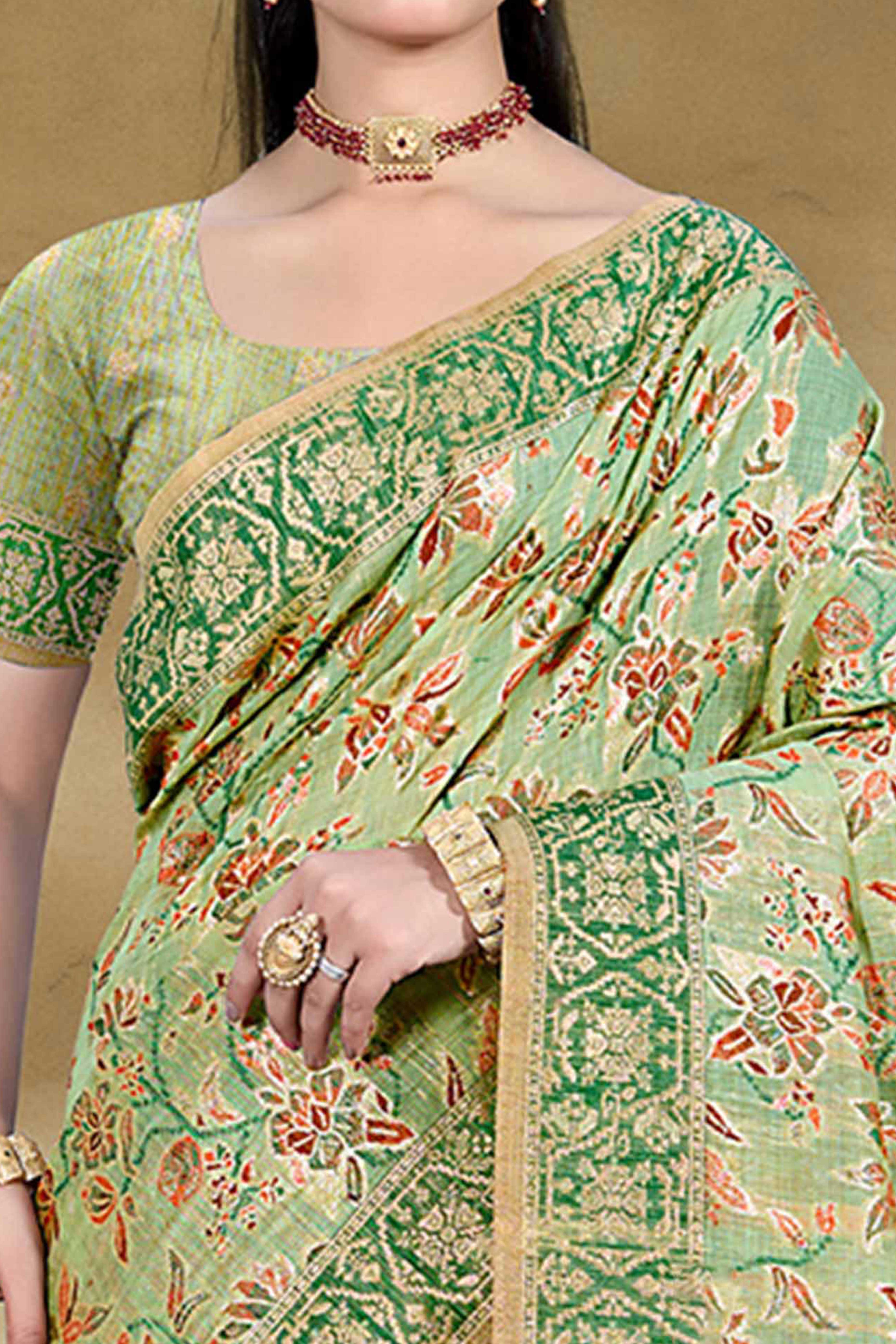 Alluring Green Floral Zari Weaving Cotton Silk Saree With Graceful Tassel Pallu