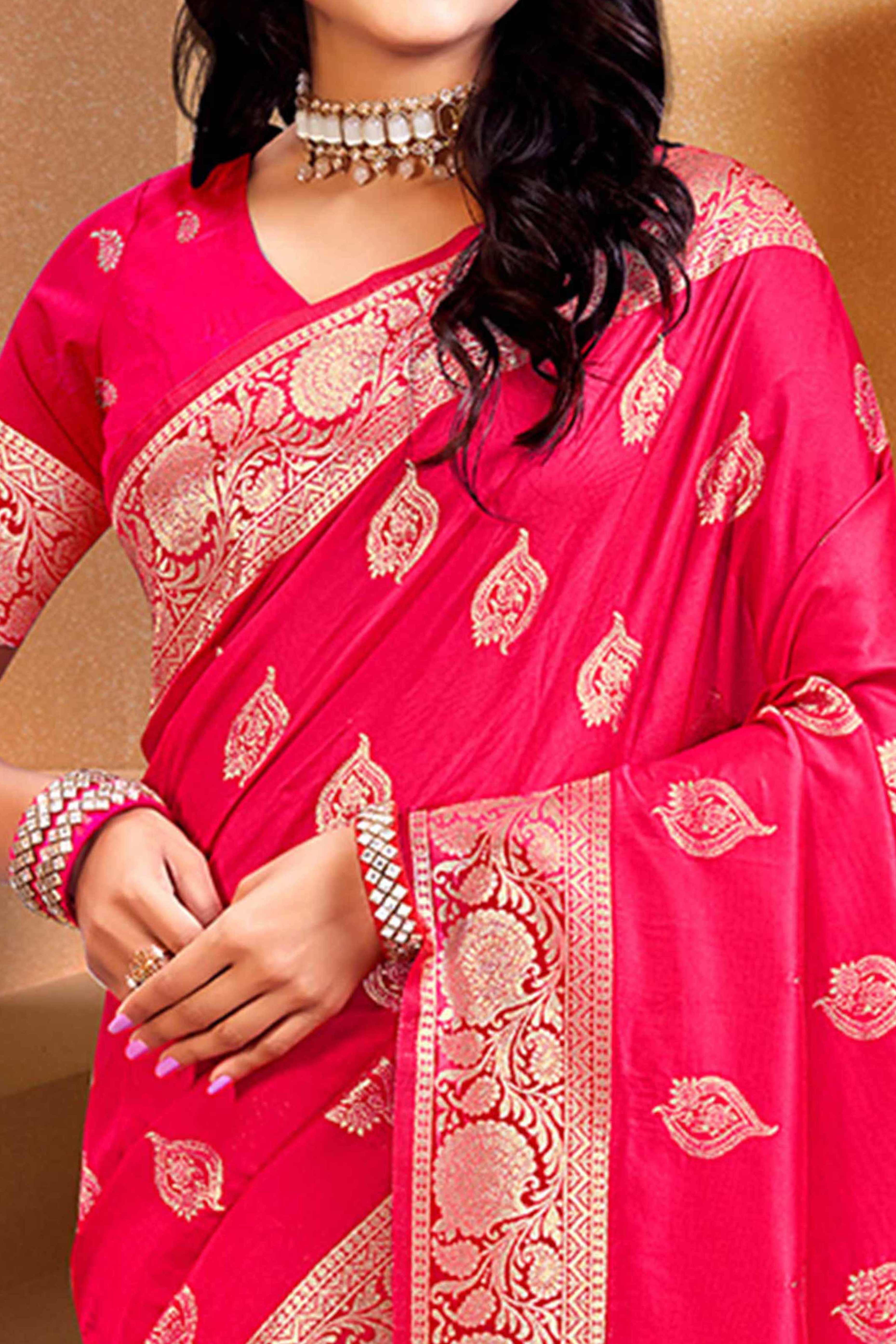 Luxury Pink Floral Weaving Silk Blend Saree Finished With A Digital Peacock Printed Pallu