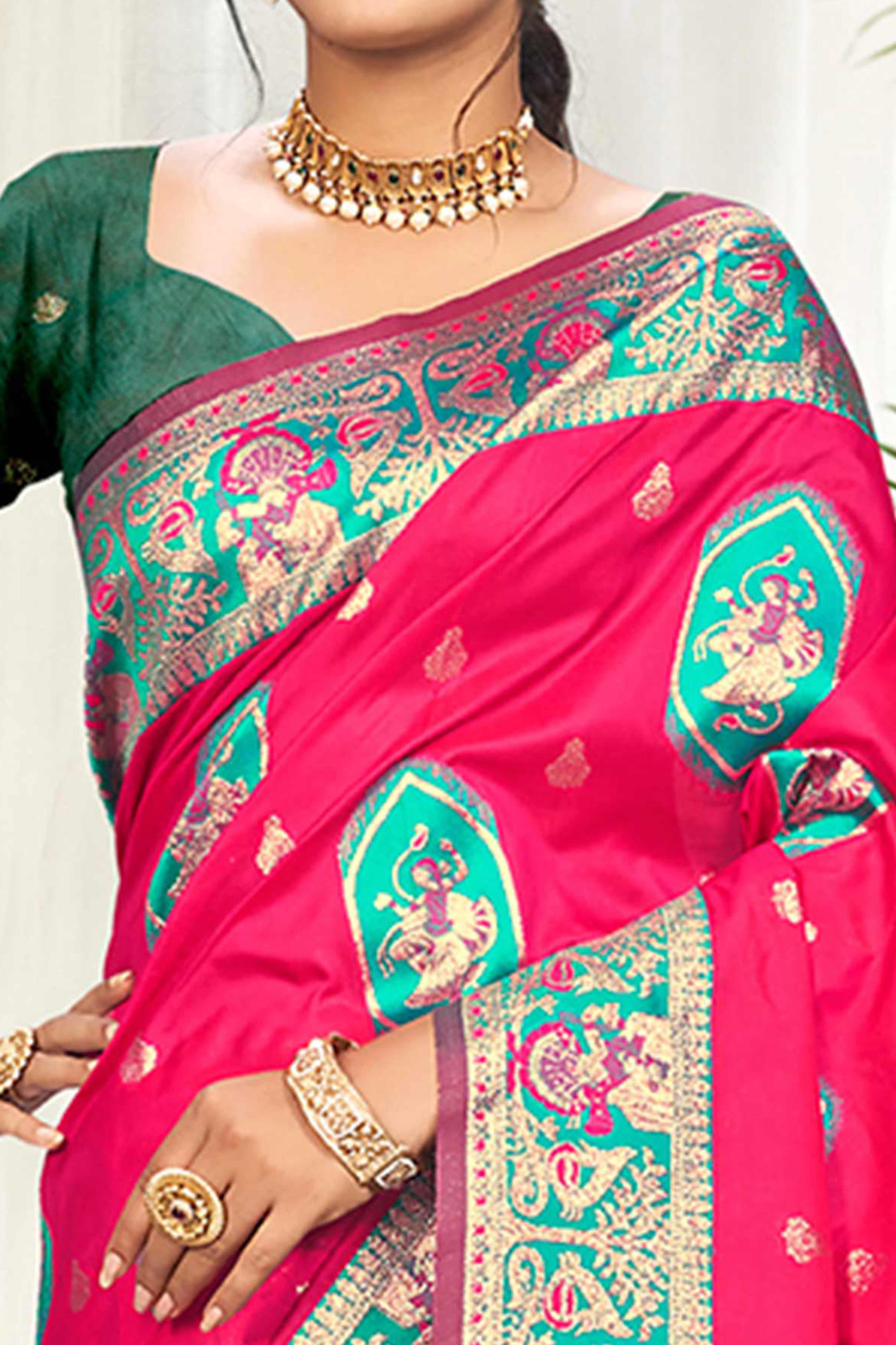 Mesmerizing Pink Traditional style Weaving Silk Blend Saree With Graceful Tassel Pallu