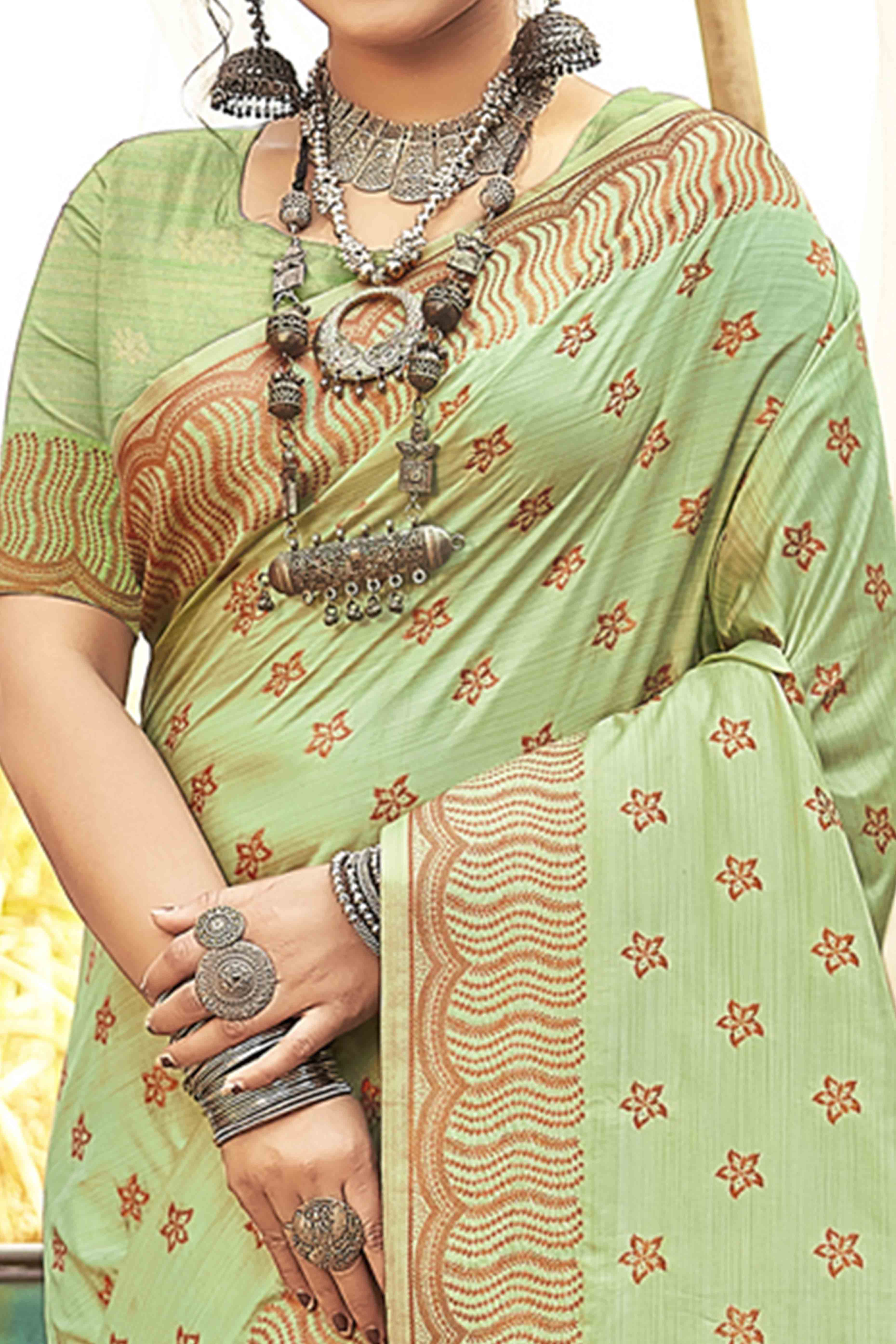 Green Banarasi Silk Saree With Intricate Zari Woven Work