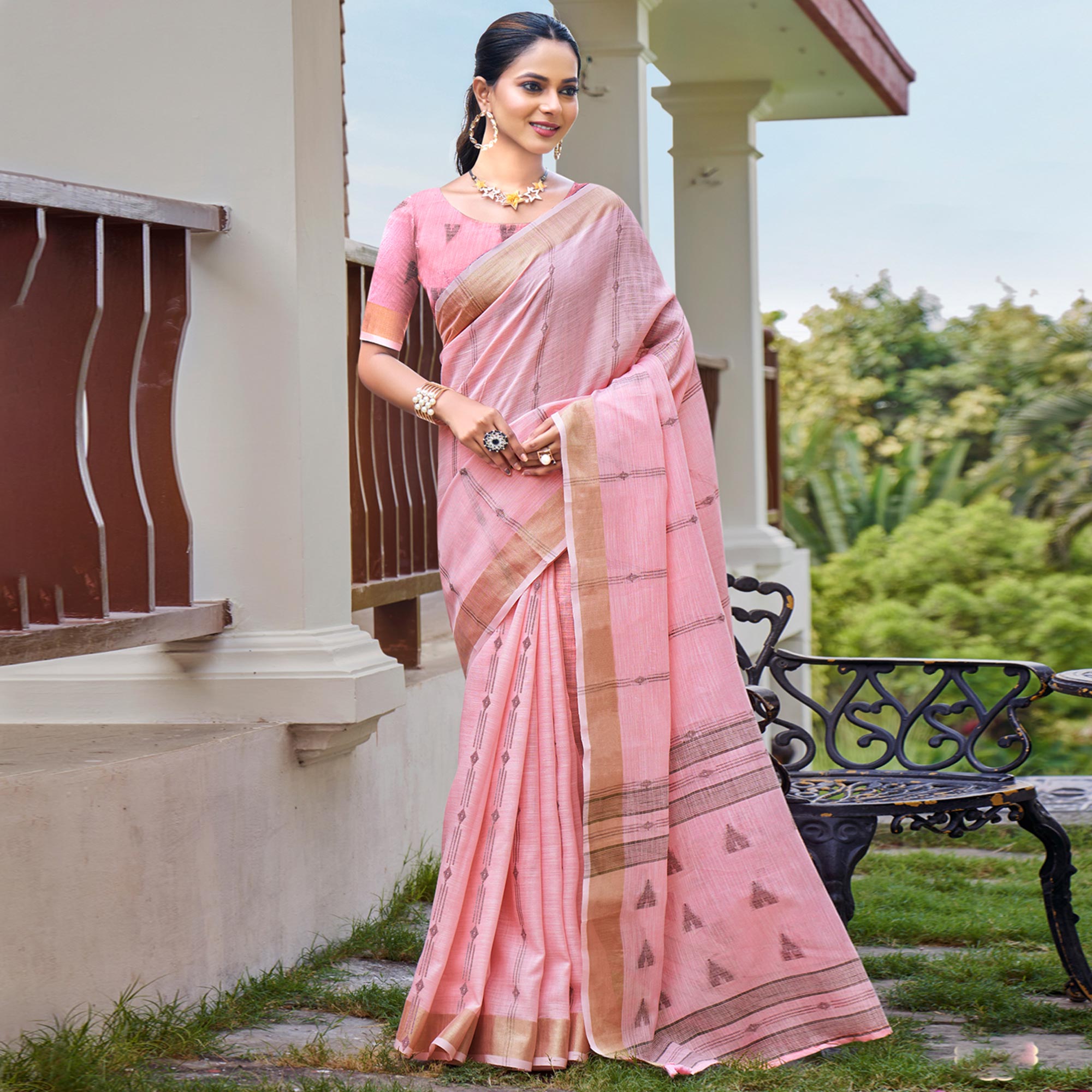 Pink Woven Cotton Blend Saree With Tassels