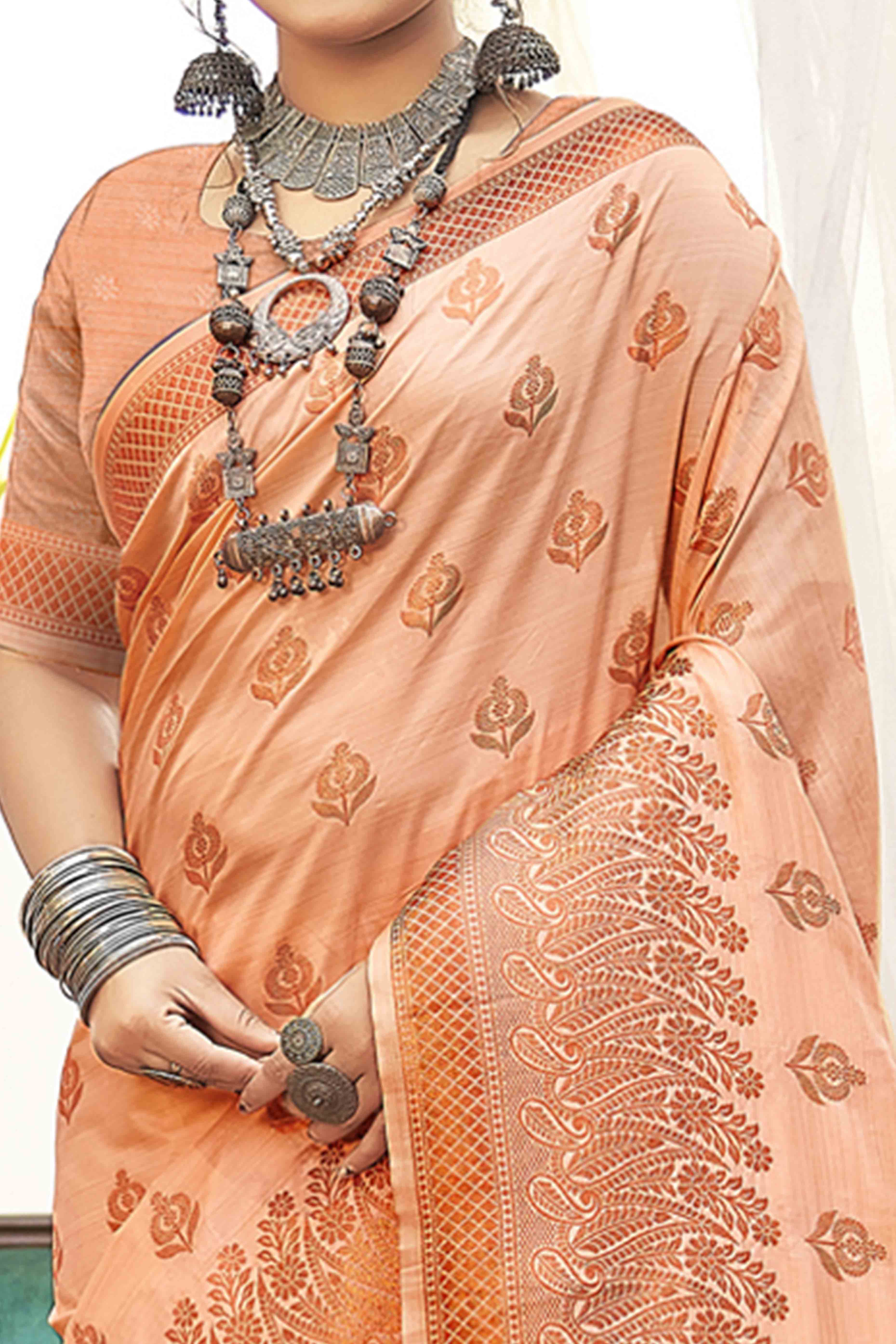 Exquisite Peach Banarasi Silk Saree With Floral Zari Weaving Work