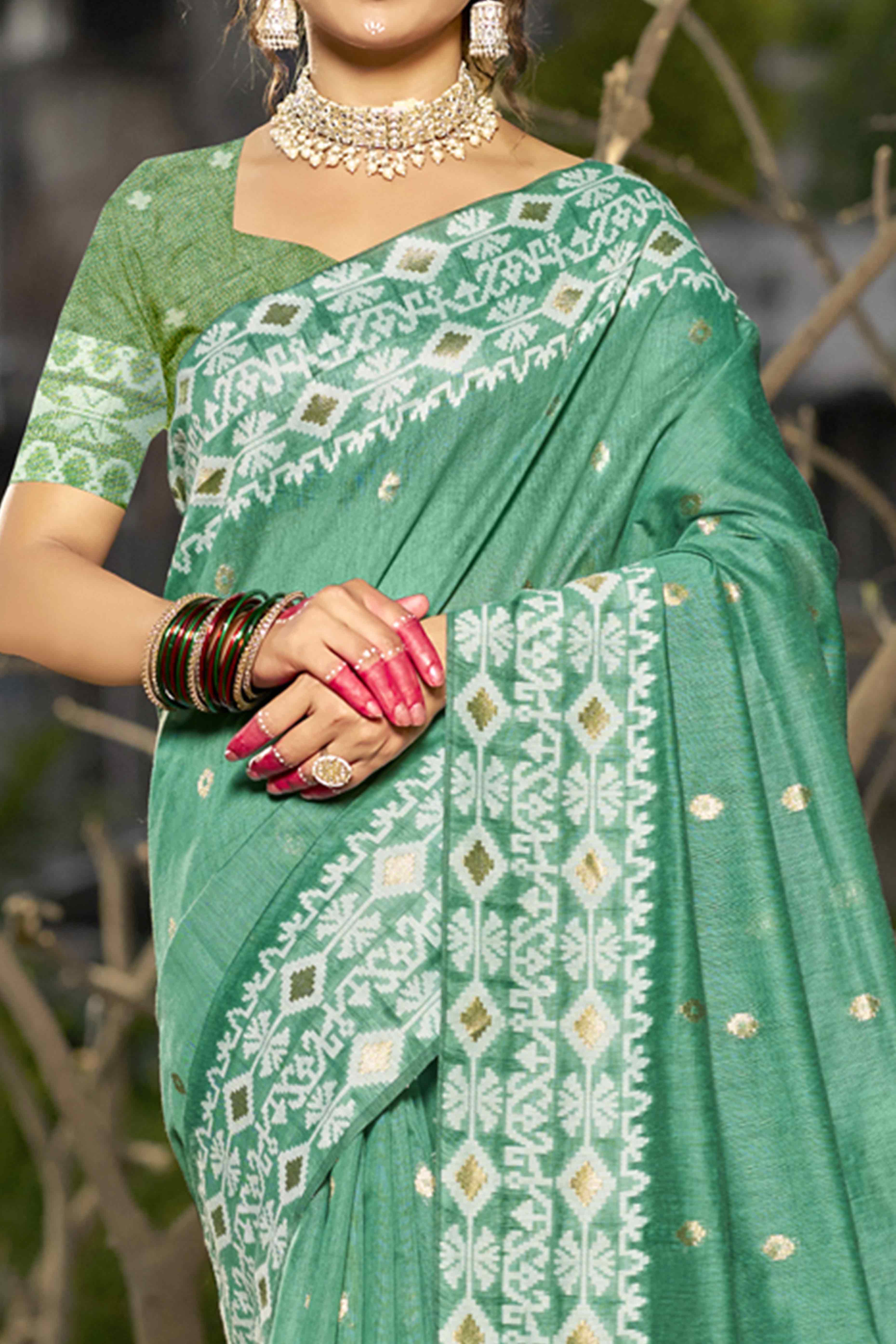 Rama Green Woven Linen Cotton Saree With Tassels