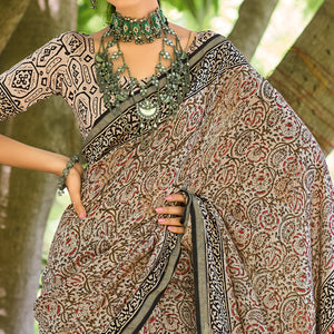 Beige Floral Printed Mul Mul Cotton Saree