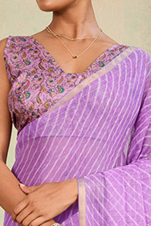 9Lavender Leheriya Chiffon Saree Accented With Elegant Zari Lace Border Work