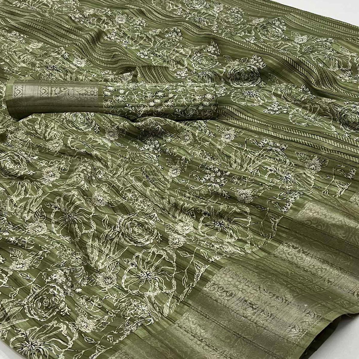 Green Floral Printed Cotton Blend Saree