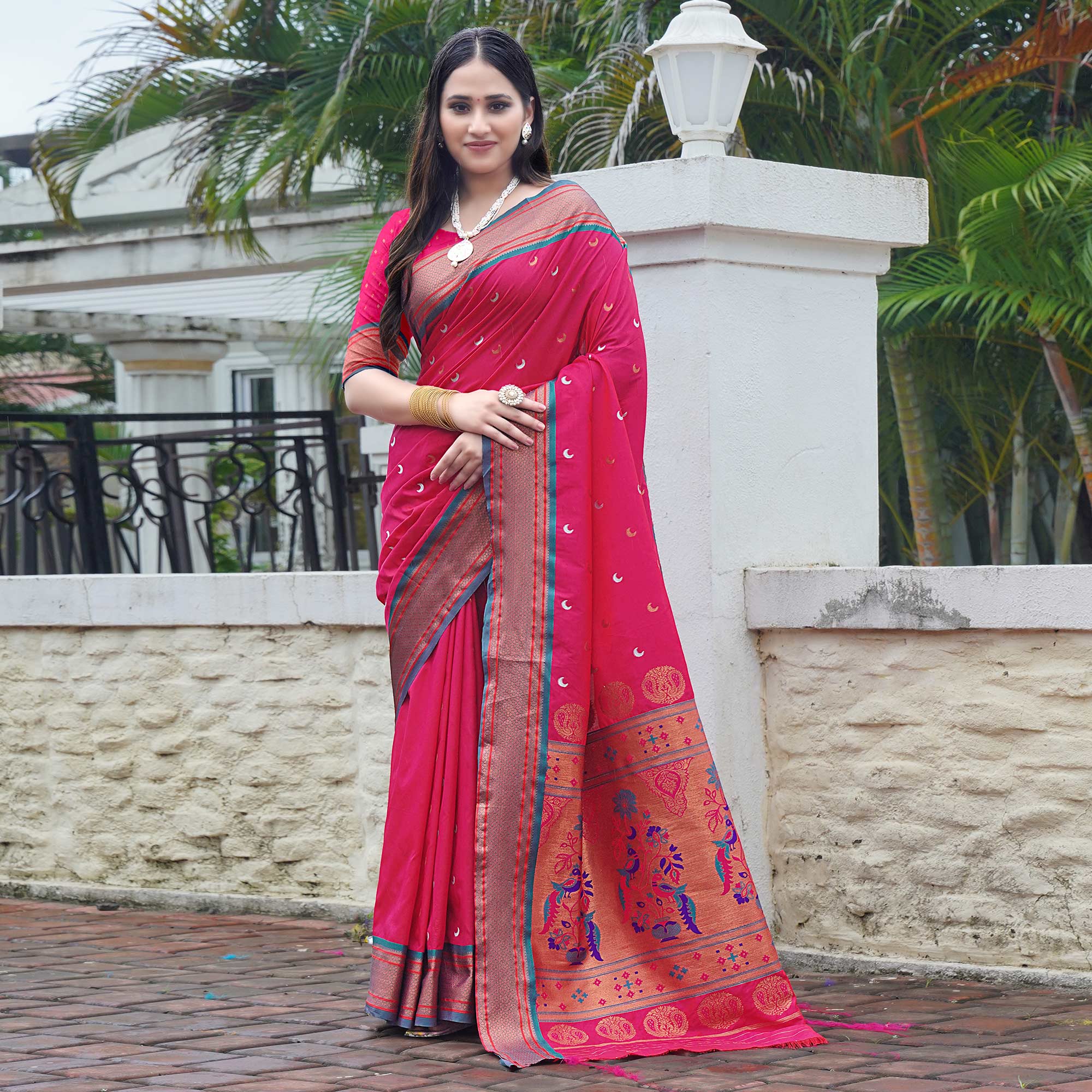 Pink Woven Paithani Art Silk Saree