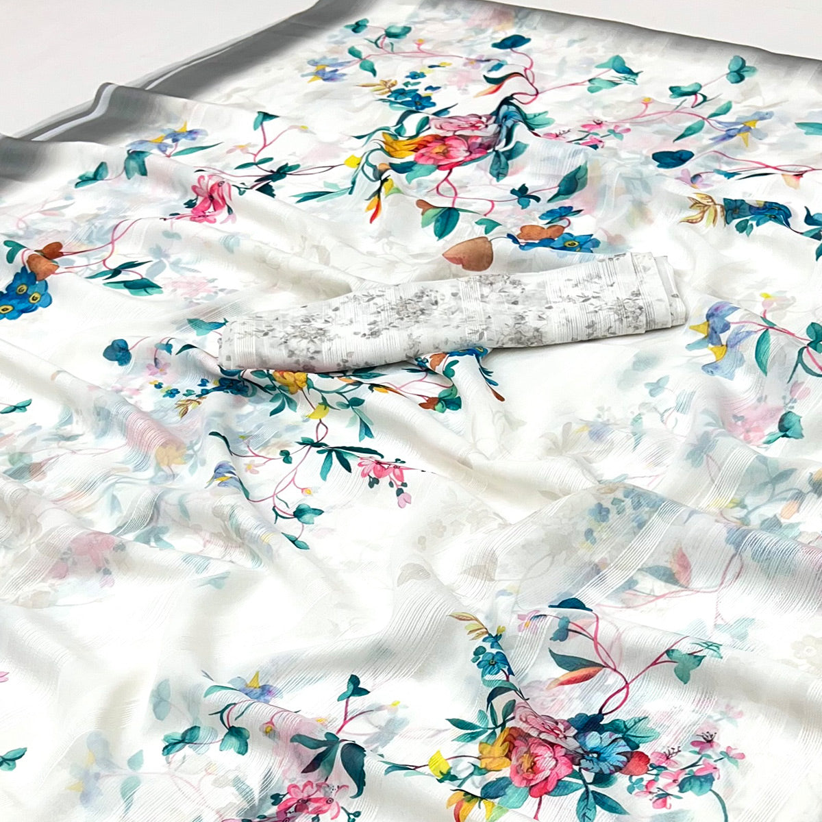 White Digital Floral Adorned with Artistic Prints Georgette Elegant Drape