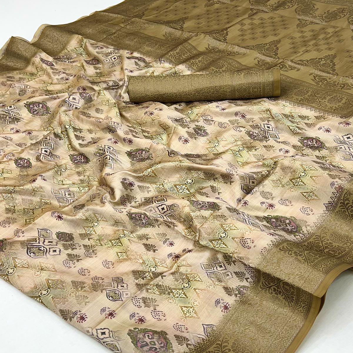 Stylish Olive Green Silk Blend Saree Featuring Floral Zari Weaving & Digital Print