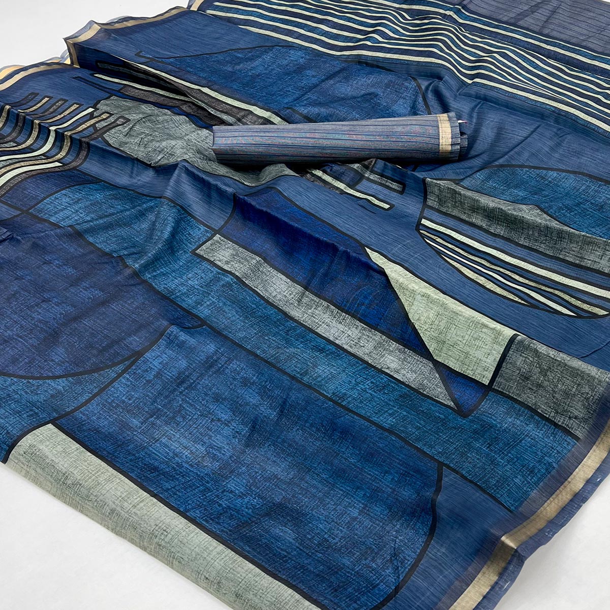 Blue Contemporary Geometric Digital Printed Viscose Saree With Gleaming Zari Border