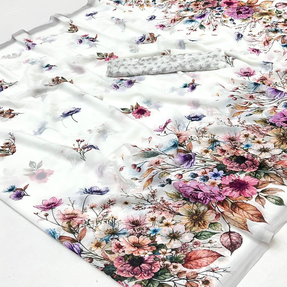 Classic White Georgette Saree Featuring Delicate Floral Digital Prints