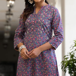 Blue Floral Printed Pure Cotton Straight Kurti