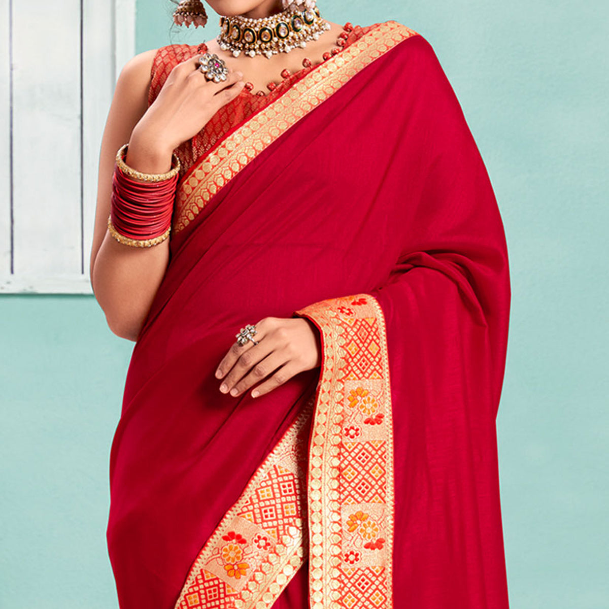 Red Solid Vichitra Silk Saree With Zari Border