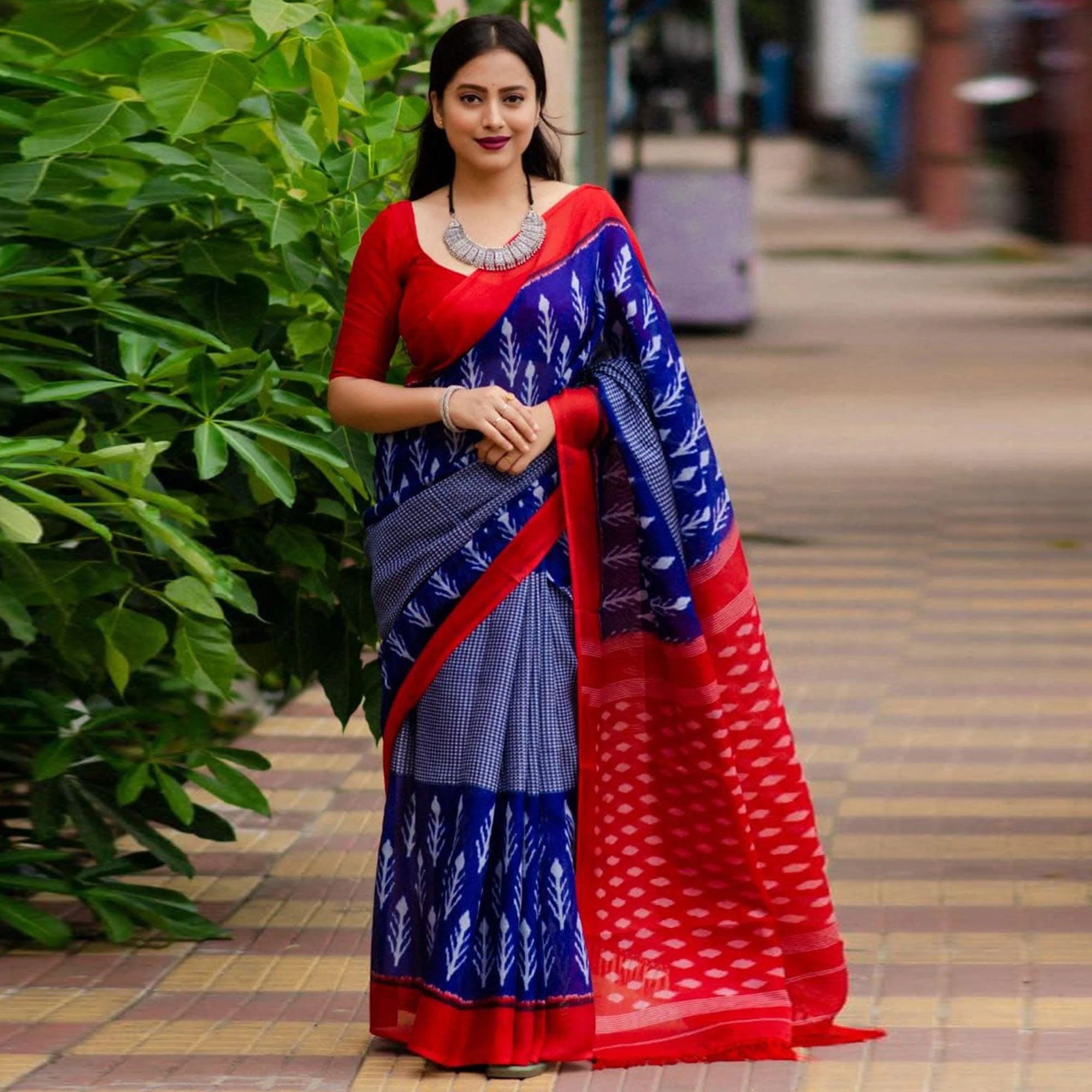 Blue Digital Printed Linen Saree With Tassels