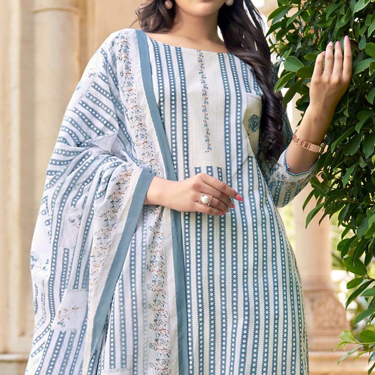 ZULFT-FARHANA5-545-005