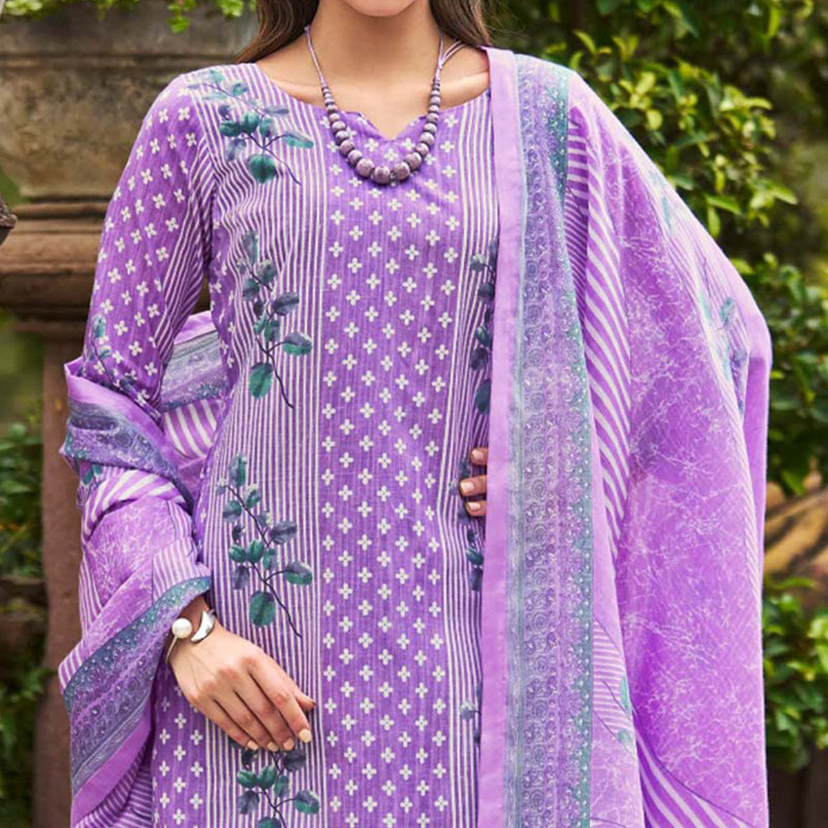ZULFT-MARYAM5-556-003