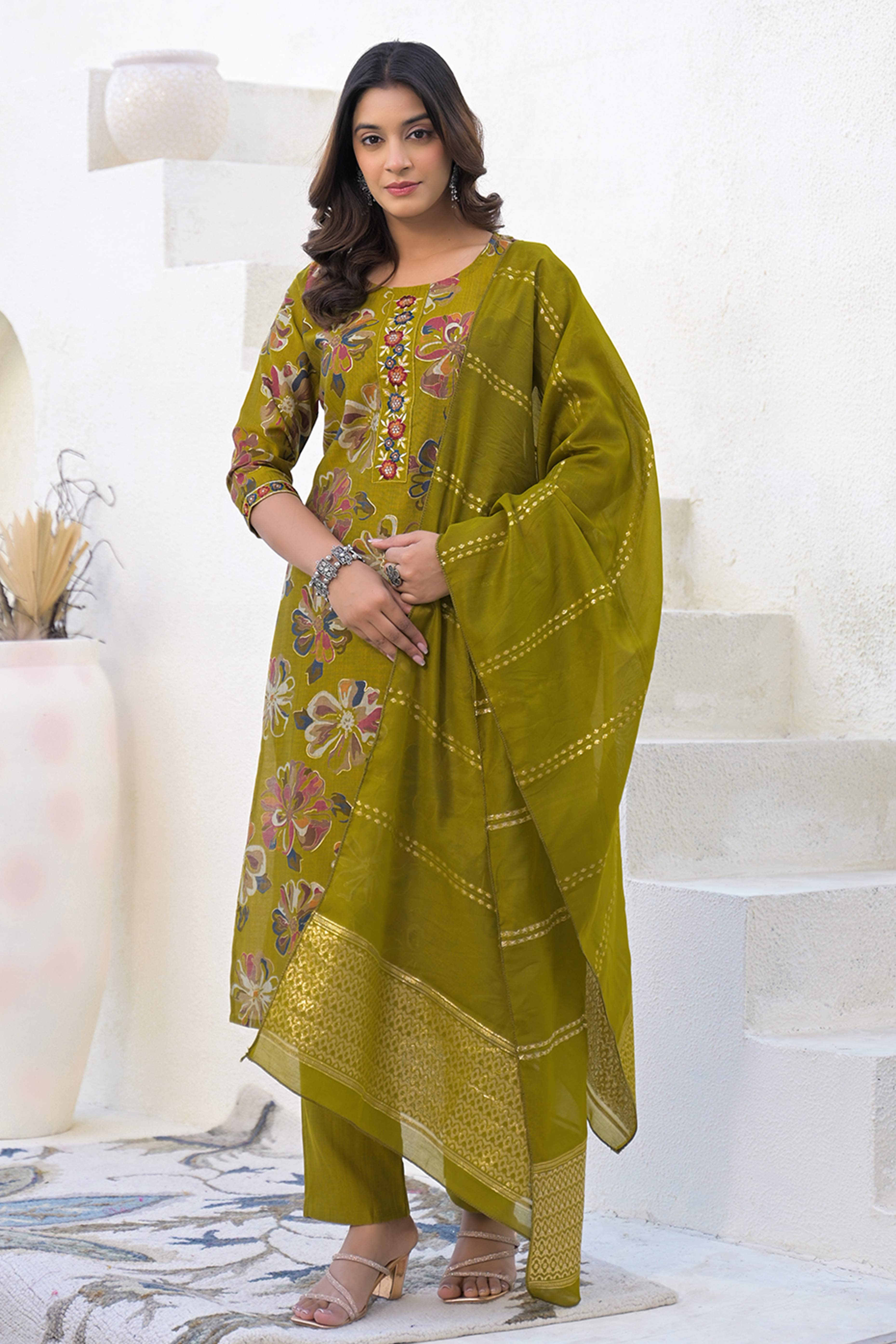 Stylish Green Straight Salwar Suit with Floral Pattern