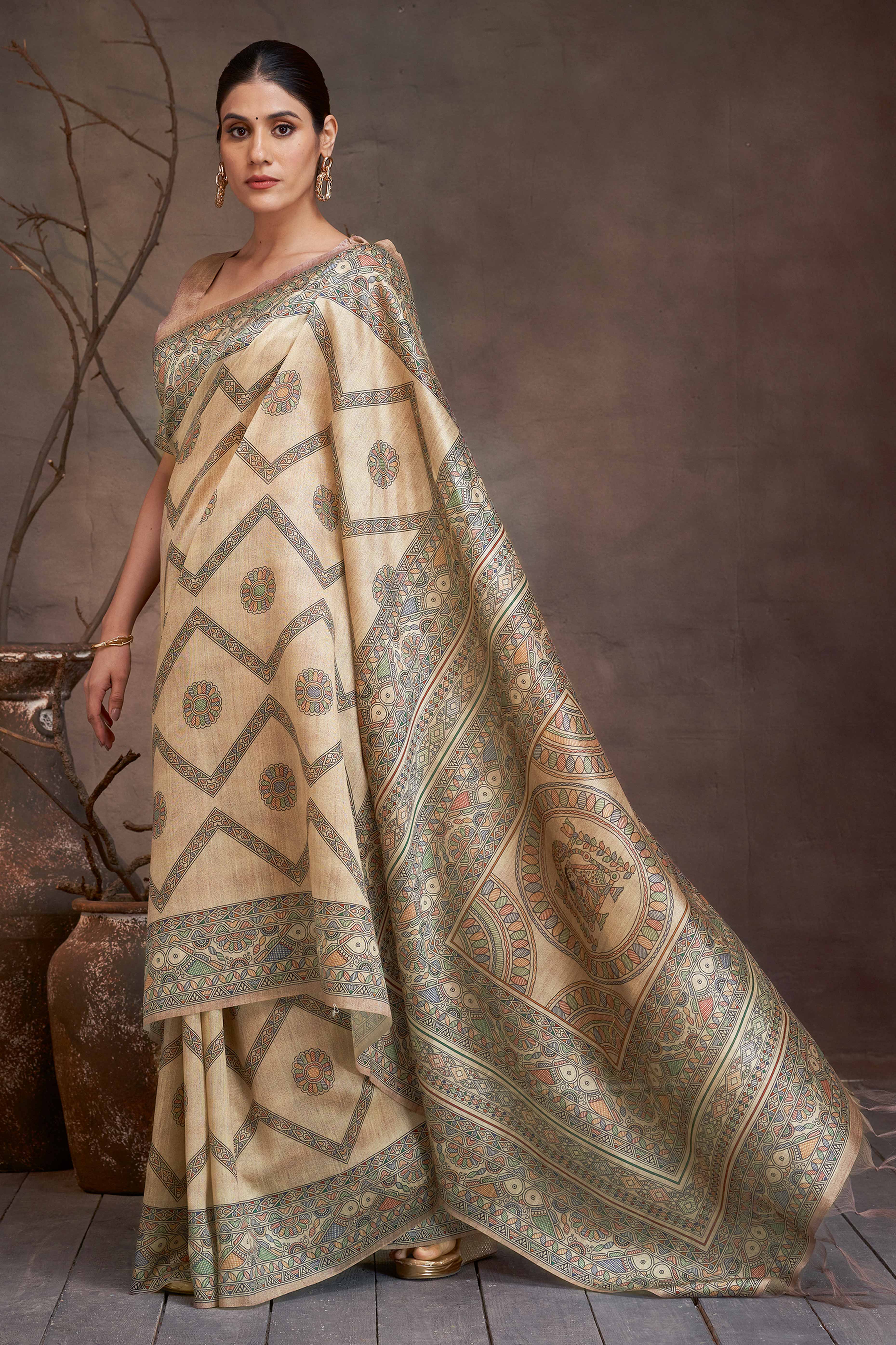 Handcrafted Charm Beige Madhubani Floral Print Cotton Silk Saree