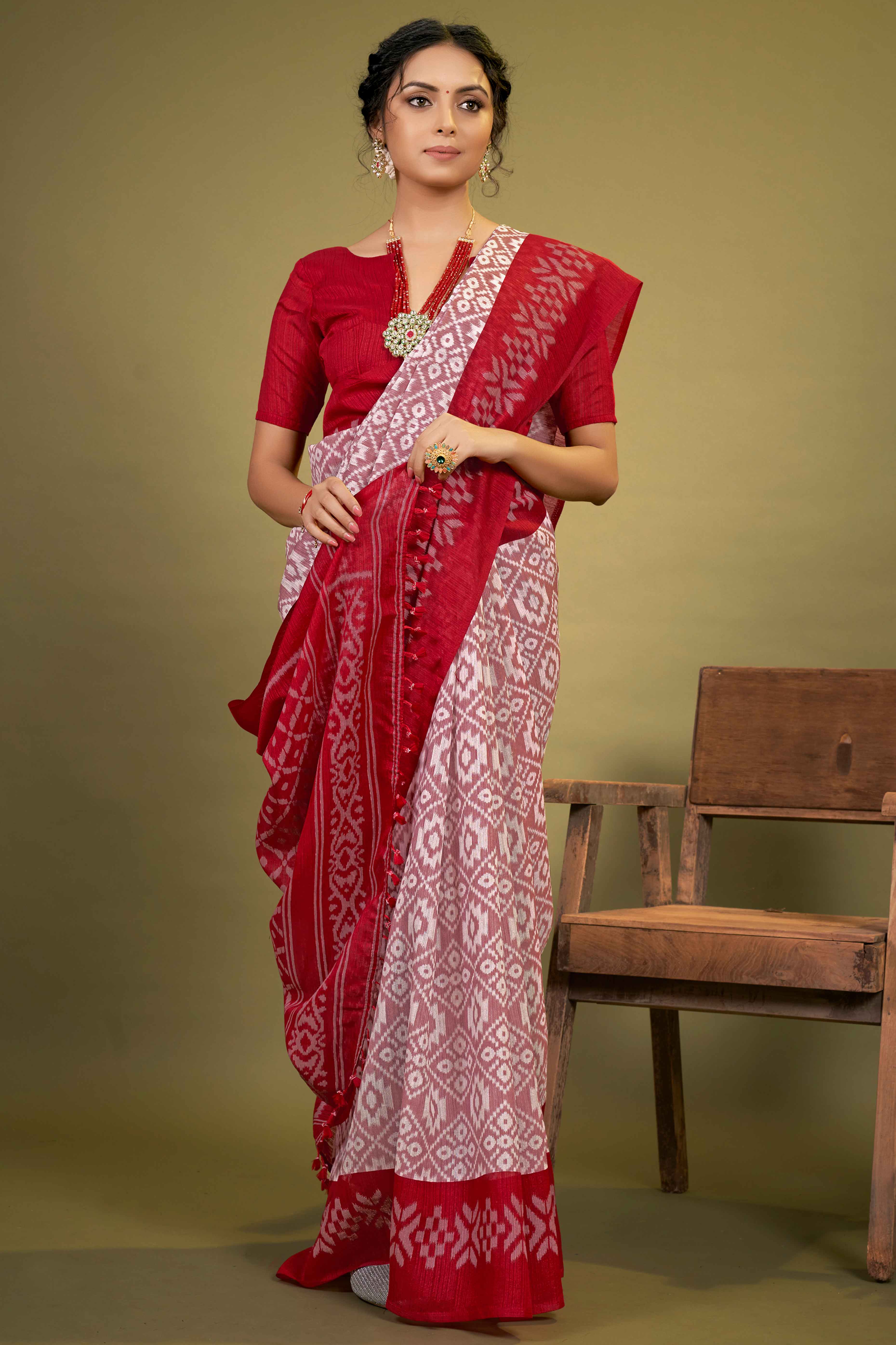 Red Ikkat Printed Cotton Slub Saree