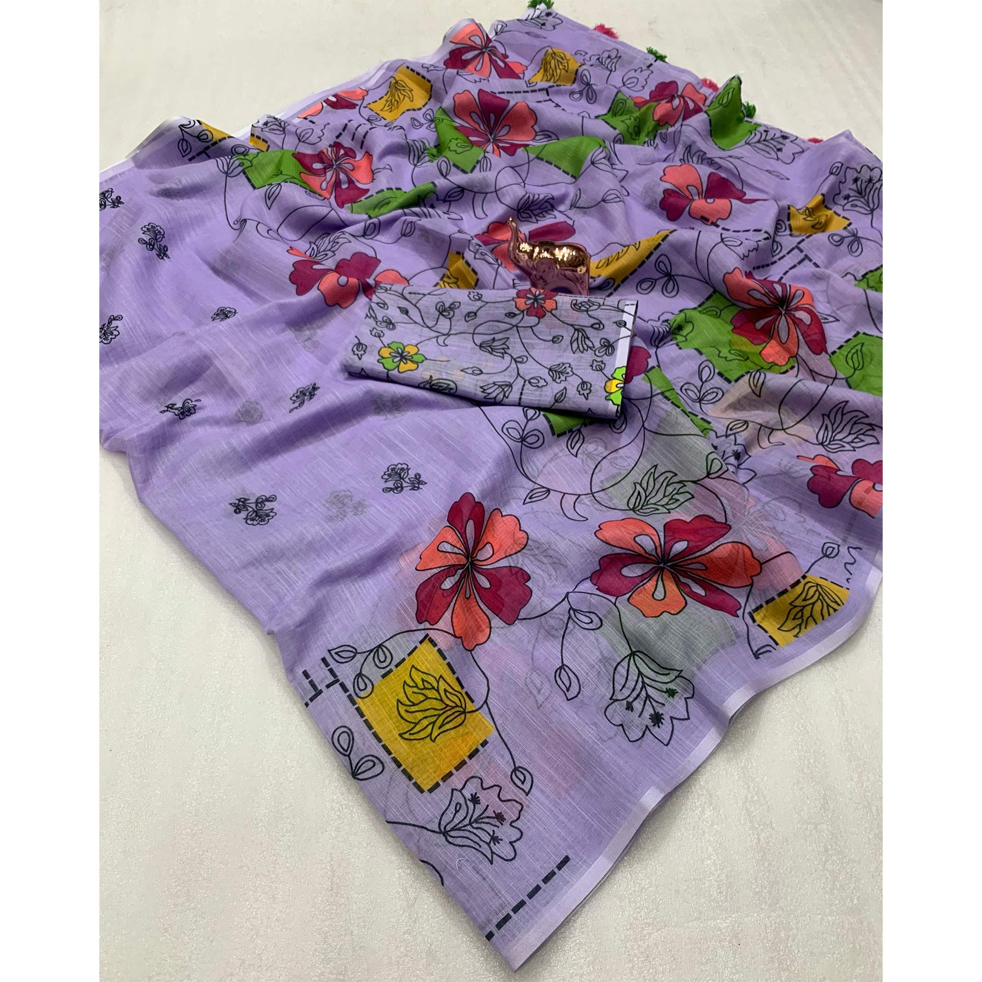Lavender Floral Printed Linen Saree With Elegant Tassel Border